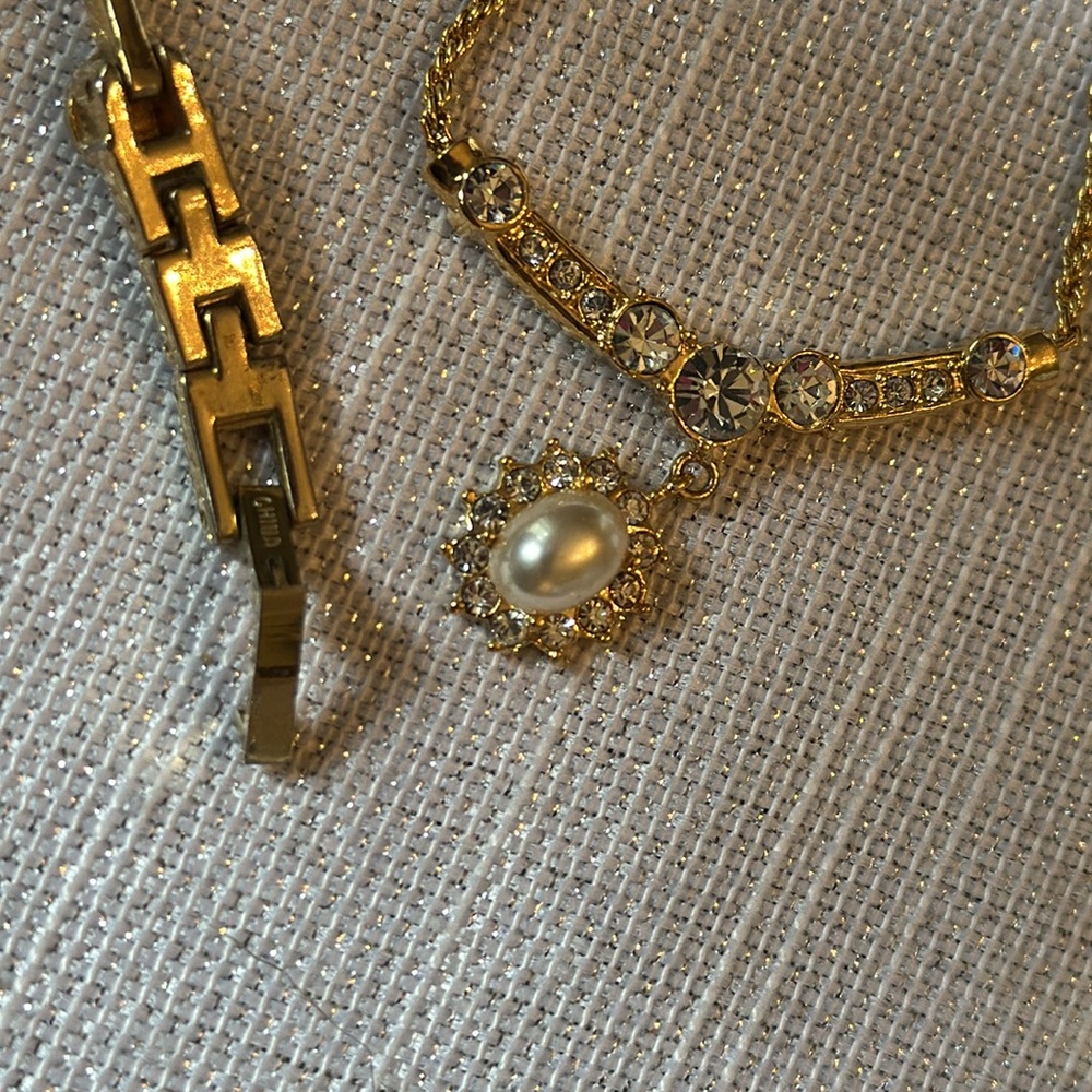 Bee, faux, pearl and rhinestone. Fashion lot of jewelry - Picture 3 of 7